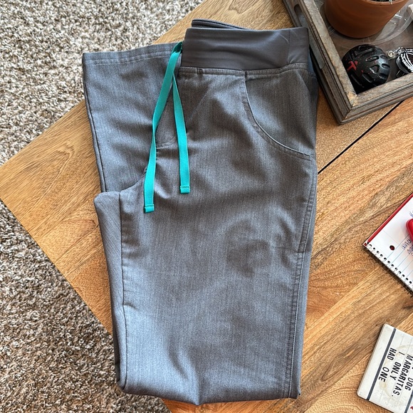 Figs scrub SET - Picture 3 of 4